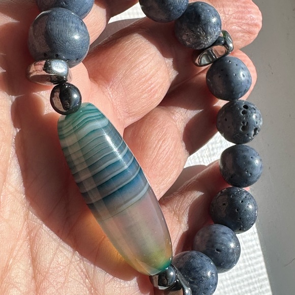 INDONESIAN BLUE CORAL + STRIPED AGATE STONES NATURAL BRACELET sz 7” - Picture 8 of 11